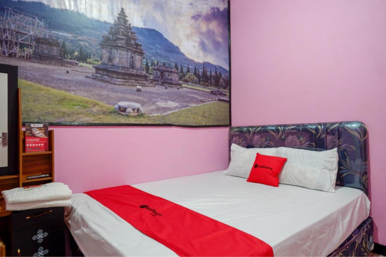 Reddoorz Syariah Near Telaga Warna Dieng Diyeng Екстер'єр фото